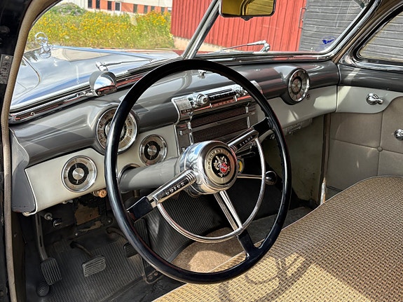 Buick Roadmaster 19 of 27