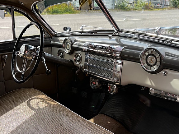 Buick Roadmaster 21 of 27