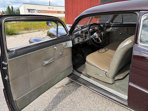 Buick Roadmaster 13 of 27