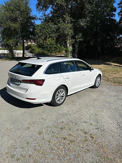 Skoda Octavia 3 of 21