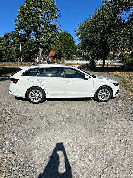 Skoda Octavia 2 of 21