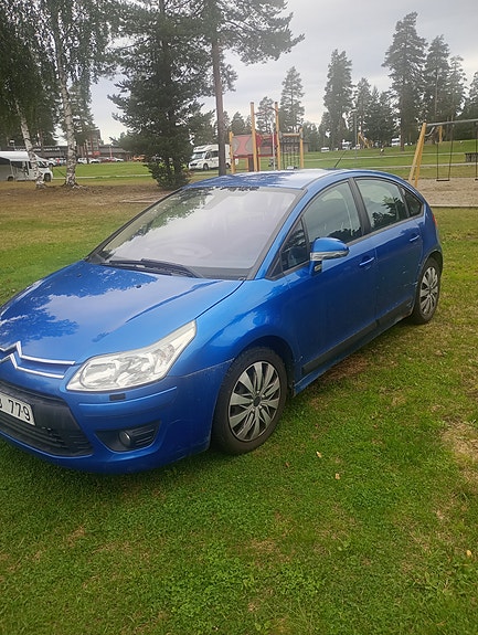 Citroen C4 2 of 4