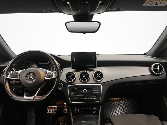 Mercedes-Benz CLA220 d 20 of 28