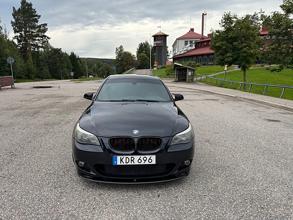 BMW 520d 2 of 8