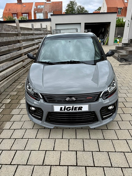 Ligier Js 50 sport ultimate 1 ägare 9 of 30