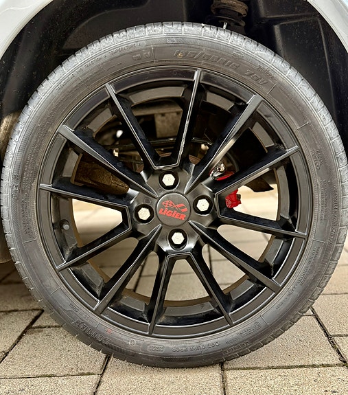 Ligier Js 50 sport ultimate 1 ägare 7 of 30