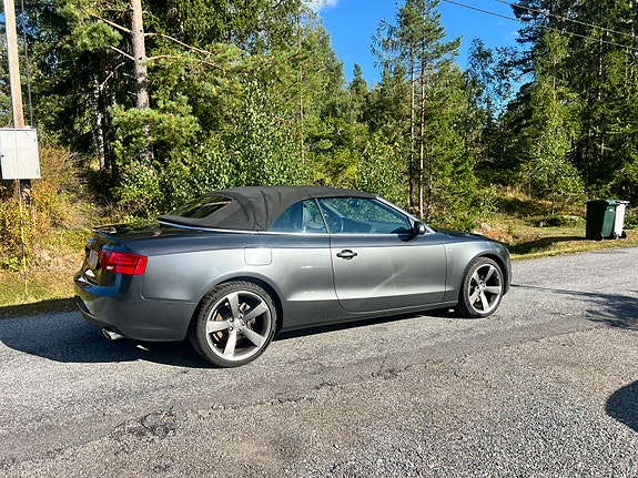 Audi A5 2 of 10