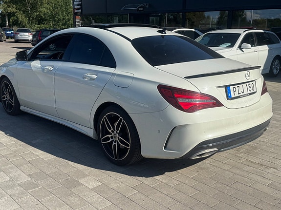 Mercedes-Benz CLA220 d 3 of 3