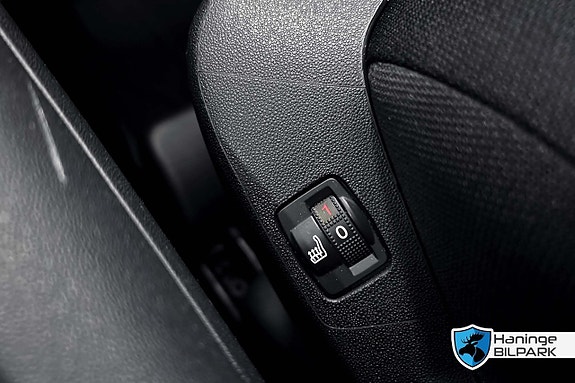 Citroen C4 Picasso 26 of 30