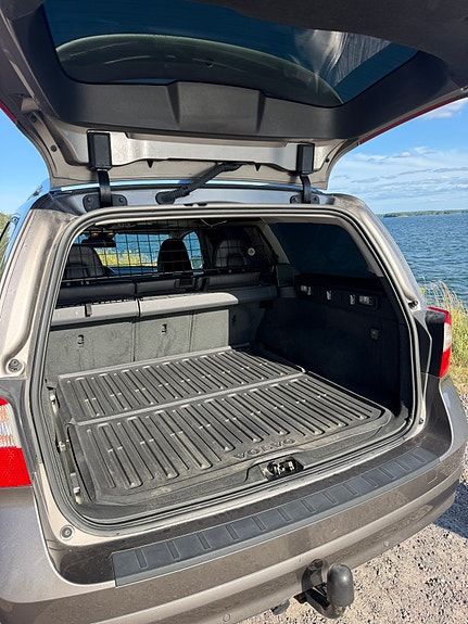 Volvo V70 6 of 11