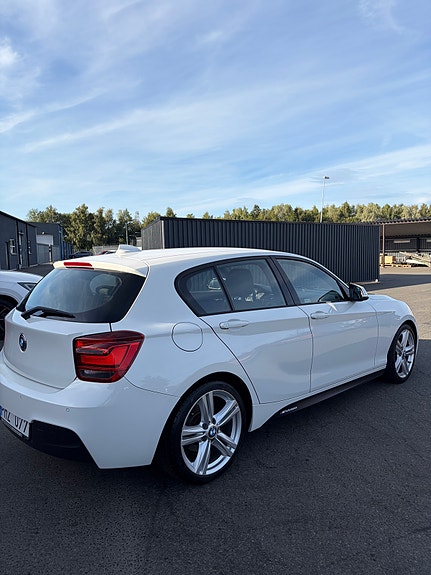 BMW 118d 3 of 10