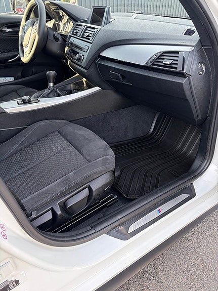 BMW 118d 8 of 10