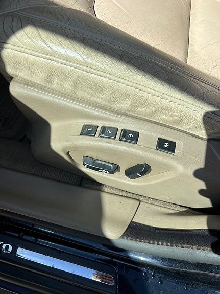Volvo V70 14 of 29