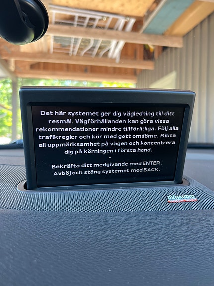 Volvo V70 12 of 29