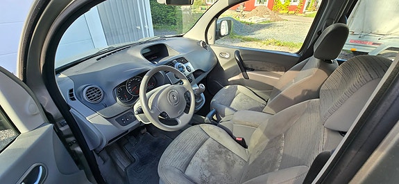 Renault Kangoo Express 10 of 12