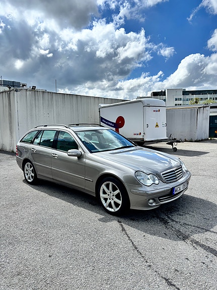 Mercedes-Benz C180 6 of 10