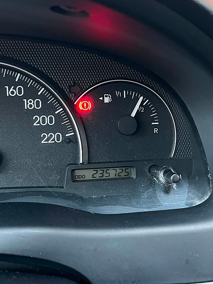 Toyota Avensis Verso 10 of 20