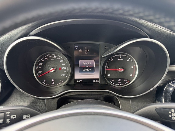 Mercedes-Benz GLC220 d 11 of 14