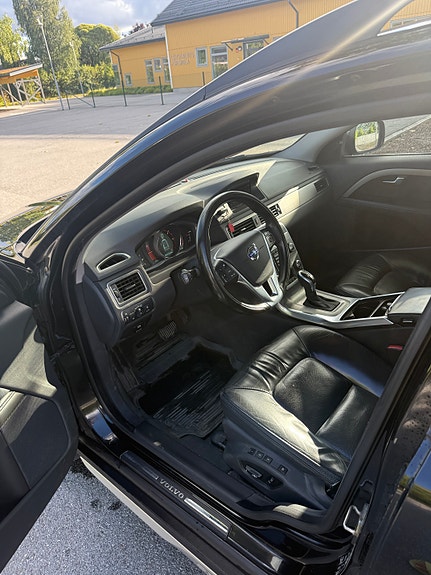 Volvo XC70 8 of 9