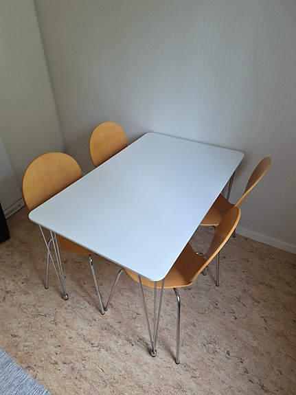 Product image 1 of 3