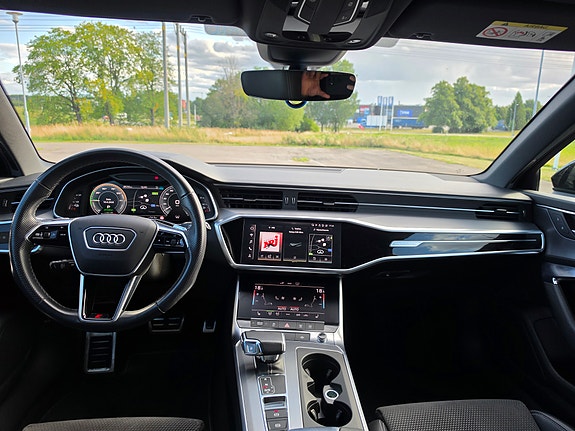 Audi A6 5 of 8