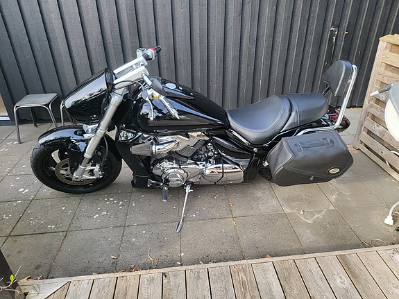 Suzuki VZR1800 Intruder 5 of 7