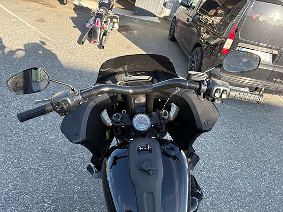 Harley-Davidson LOW RIDER ST 7 of 8