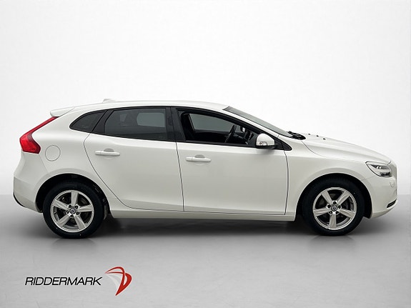 Volvo V40 9 of 25