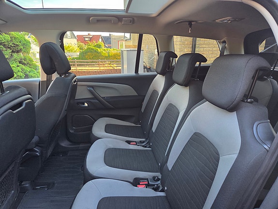 Citroen Grand C4 Picasso 8 of 12