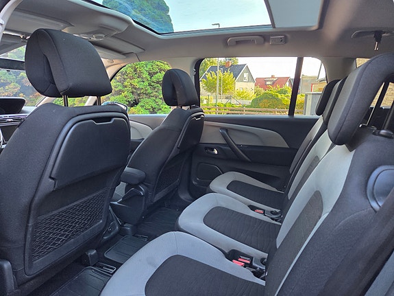 Citroen Grand C4 Picasso 7 of 12