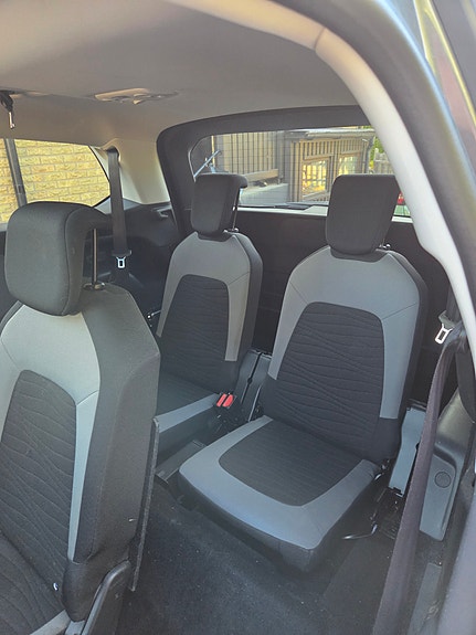 Citroen Grand C4 Picasso 11 of 12