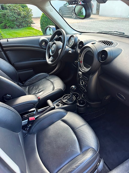 MINI Countryman Cooper S 10 of 13