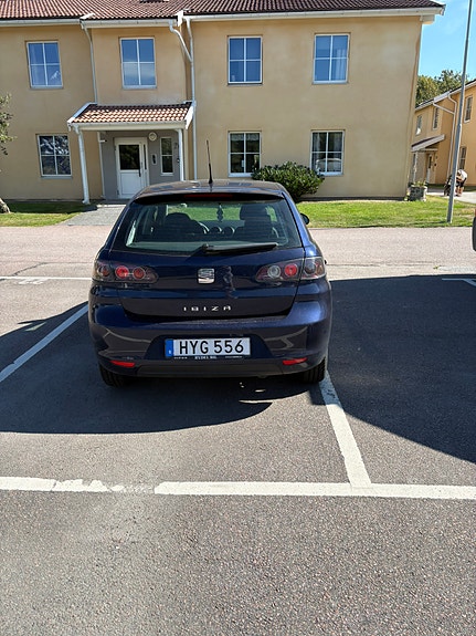 Seat Ibiza 2 of 7