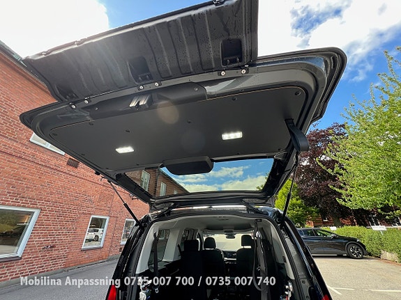 Ford Connect Tourneo 18 of 29