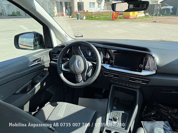 Ford Connect Tourneo 10 of 29