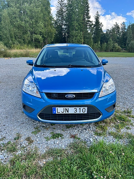 Ford Focus 2 of 5
