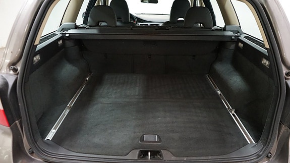 Volvo V70 7 of 15