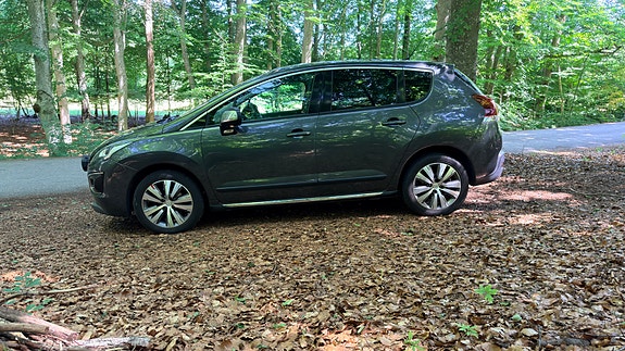 Peugeot 3008 3 of 9