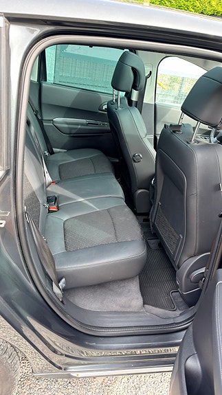 Peugeot 3008 7 of 9