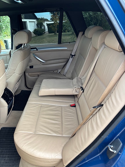 BMW X5 8 of 11