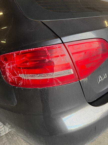 Audi A4 9 of 9