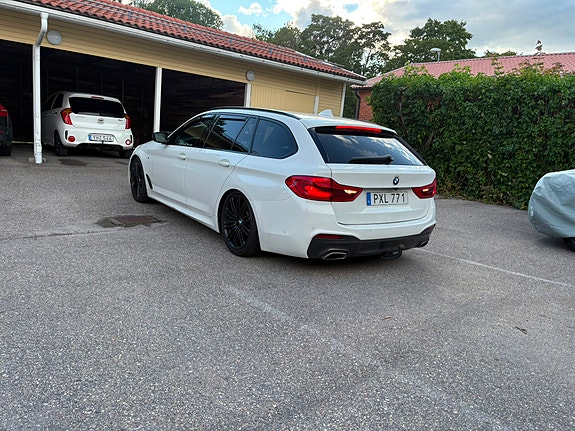 BMW 520d 8 of 16