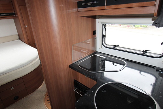 LMC LMC H727 Black Selection 150hk Automat | 8400 mil | Solpanel | Garanti 8 of 14