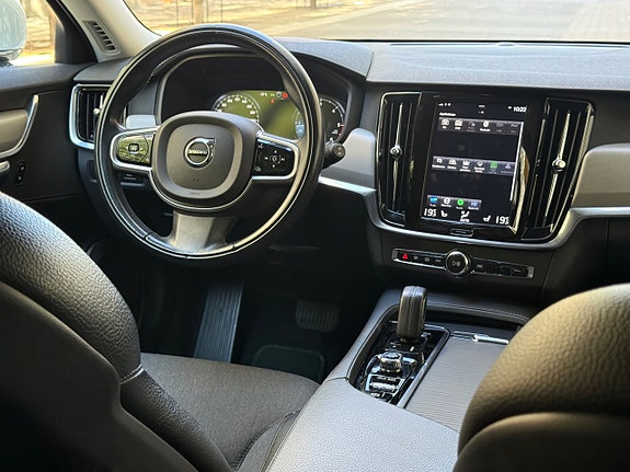 Volvo V90 6 of 20