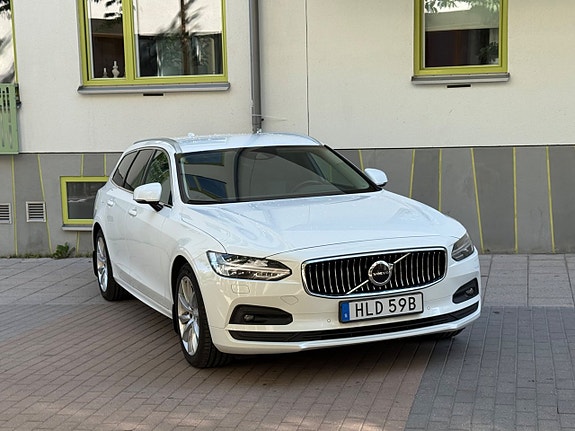 Volvo V90 3 of 20
