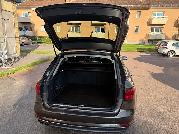 Audi A4 10 of 13
