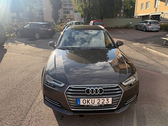 Audi A4 2 of 13