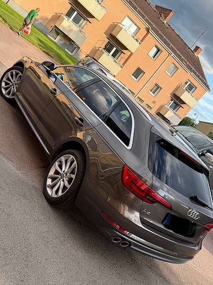 Audi A4 3 of 13