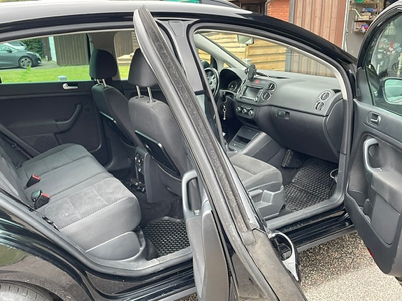 Volkswagen Golf Plus 4 of 6