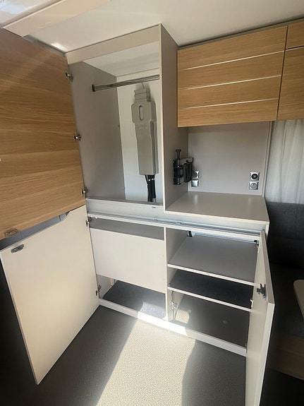 Adria Adora 593 UK *AC *Luftförtält *Barnkammare *Vinterdäck 9 of 20